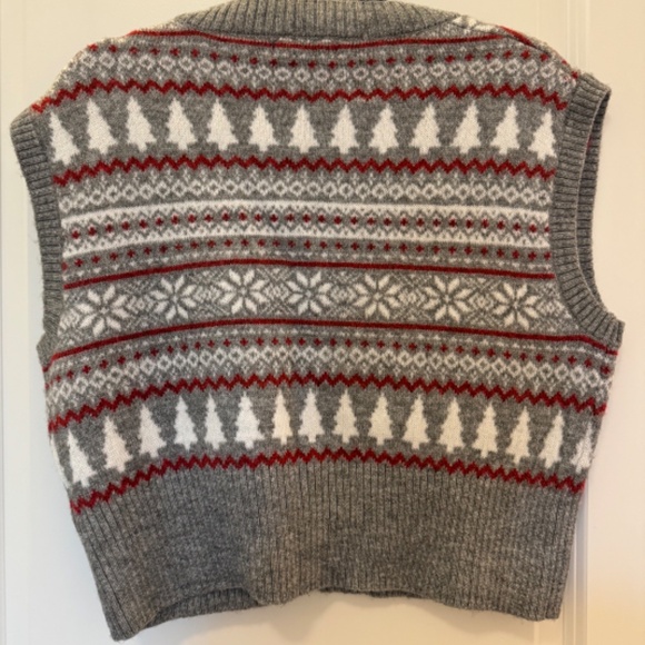 NWoT London Kaye Cropped Christmas Sweater Vest Women’s Size Medium - Picture 3 of 3